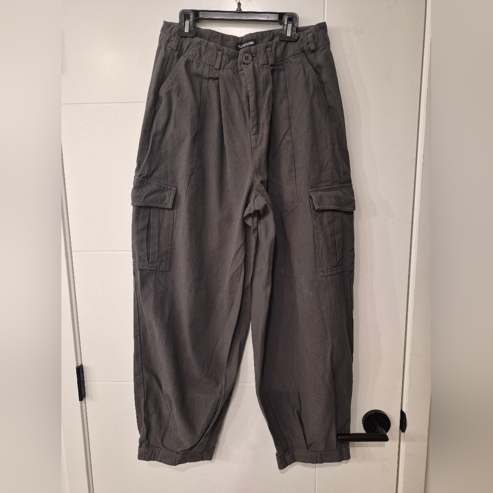 Pretty Little Thing barrel pants W 15 R 13 Inseam 28